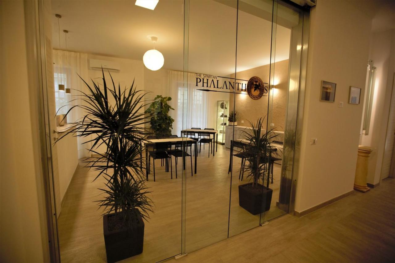 Phalanthos Taranto Bed and Breakfast Εξωτερικό φωτογραφία