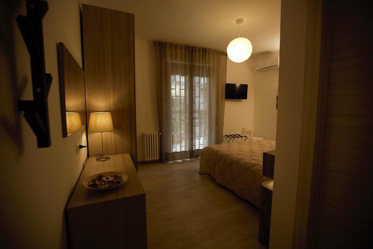 Phalanthos Taranto Bed and Breakfast Εξωτερικό φωτογραφία